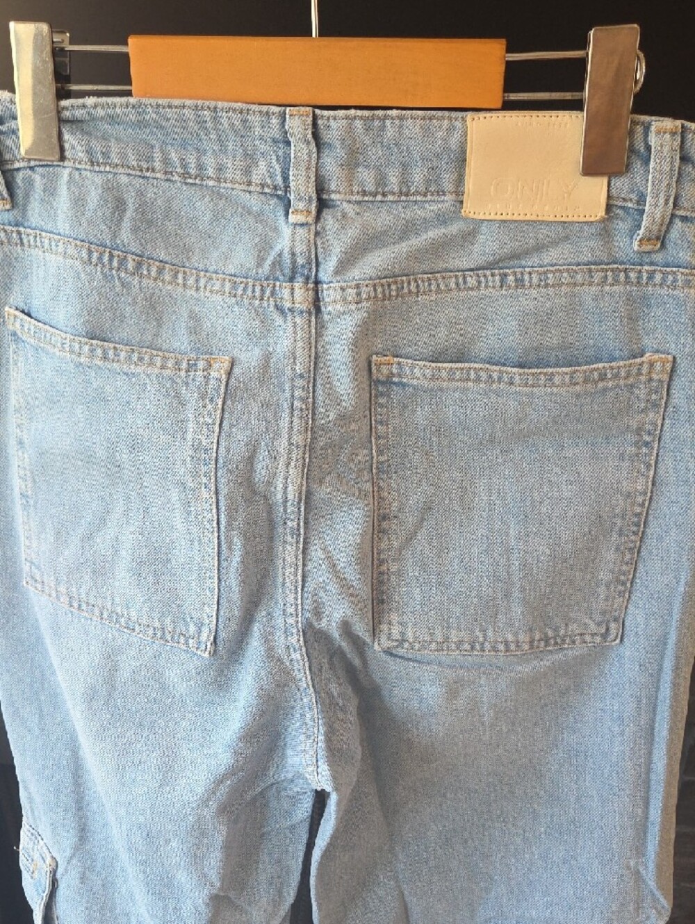 "ONLY" Light Blue Cargo Jeans - Picture 6 of 8